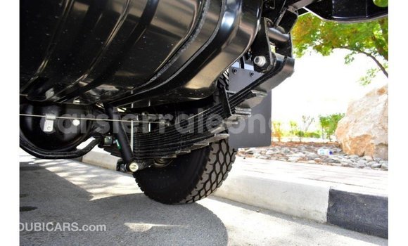 Buy Import Toyota Land Cruiser White Car in Import - Dubai in Kailahun Buy Import Toyota Land Cruiser White Car in Import - Dubai in Kailahun