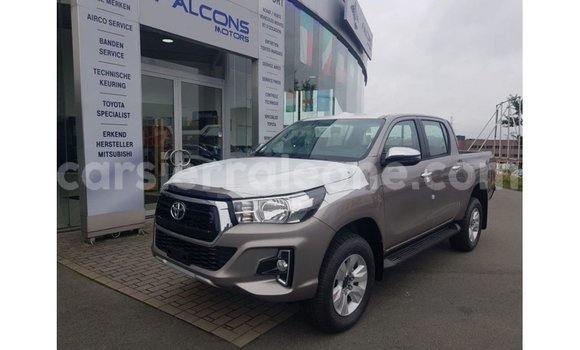 Buy Import Toyota Hilux Other Car in Import - Dubai in Kailahun Buy Import Toyota Hilux Other Car in Import - Dubai in Kailahun