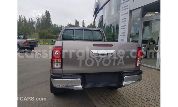 Buy Import Toyota Hilux Other Car in Import - Dubai in Kailahun Buy Import Toyota Hilux Other Car in Import - Dubai in Kailahun