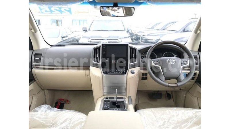 Big with watermark toyota land cruiser kailahun import dubai 6453