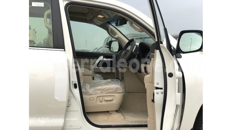 Big with watermark toyota land cruiser kailahun import dubai 6453