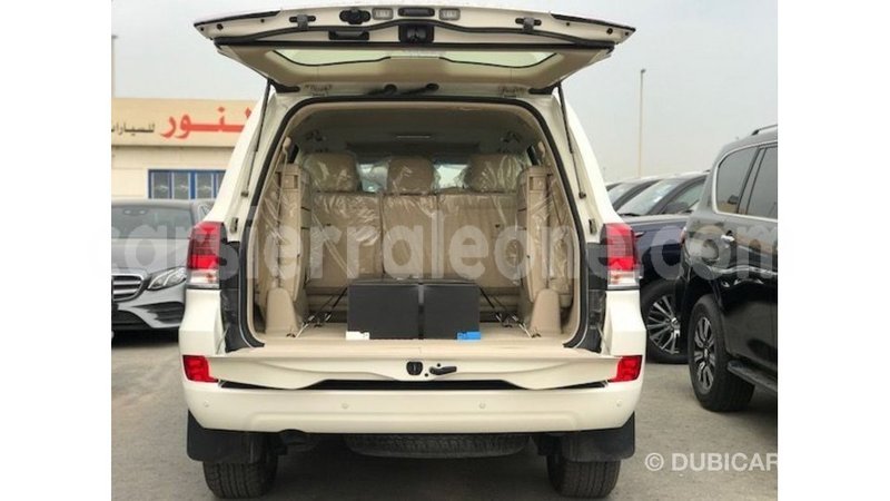 Big with watermark toyota land cruiser kailahun import dubai 6453