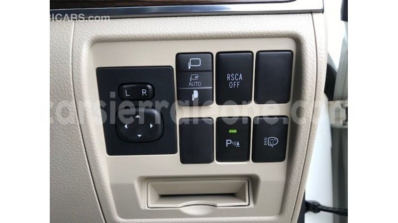 Big with watermark toyota land cruiser kailahun import dubai 6453