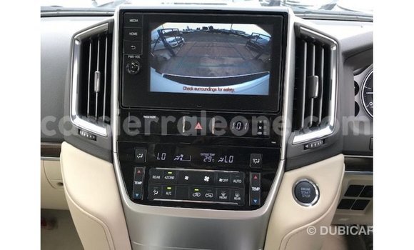 Buy Import Toyota Land Cruiser White Car in Import - Dubai in Kailahun Buy Import Toyota Land Cruiser White Car in Import - Dubai in Kailahun