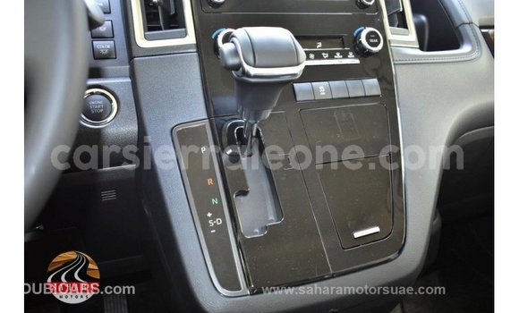 Buy Import Toyota Granvia White Car in Import - Dubai in Kailahun Buy Import Toyota Granvia White Car in Import - Dubai in Kailahun