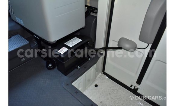 Buy Import Toyota Coaster White Car in Import - Dubai in Kailahun Buy Import Toyota Coaster White Car in Import - Dubai in Kailahun