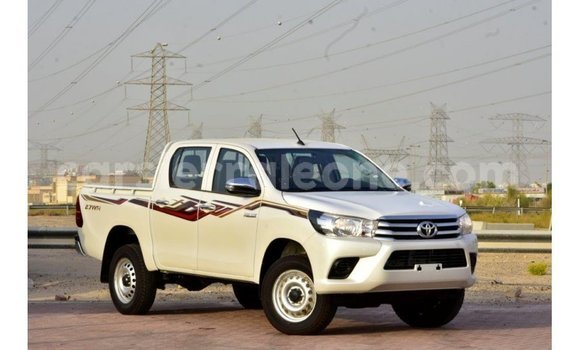 Buy Import Toyota Hilux White Car in Import - Dubai in Kailahun Buy Import Toyota Hilux White Car in Import - Dubai in Kailahun