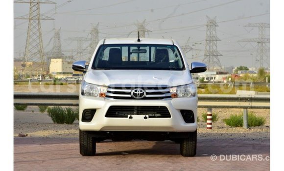 Buy Import Toyota Hilux White Car in Import - Dubai in Kailahun Buy Import Toyota Hilux White Car in Import - Dubai in Kailahun