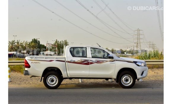 Buy Import Toyota Hilux White Car in Import - Dubai in Kailahun Buy Import Toyota Hilux White Car in Import - Dubai in Kailahun
