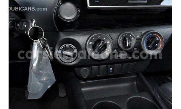 Buy Import Toyota Hilux White Car in Import - Dubai in Kailahun Buy Import Toyota Hilux White Car in Import - Dubai in Kailahun