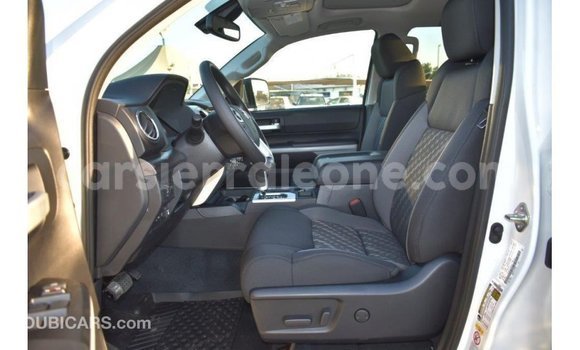 Buy Import Toyota Tundra White Car in Import - Dubai in Kailahun Buy Import Toyota Tundra White Car in Import - Dubai in Kailahun