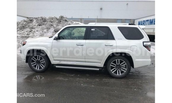 Buy Import Toyota 4Runner White Car in Import - Dubai in Kailahun Buy Import Toyota 4Runner White Car in Import - Dubai in Kailahun