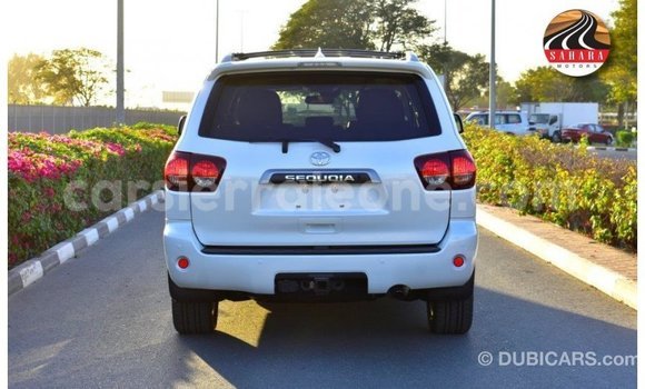 Buy Import Toyota Sequoia White Car in Import - Dubai in Kailahun Buy Import Toyota Sequoia White Car in Import - Dubai in Kailahun