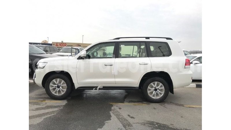 Big with watermark toyota land cruiser kailahun import dubai 6477