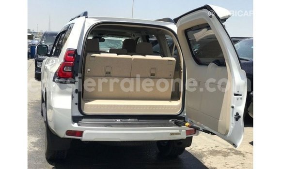 Buy Import Toyota Prado White Car in Import - Dubai in Kailahun Buy Import Toyota Prado White Car in Import - Dubai in Kailahun