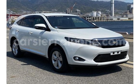 Buy Import Toyota Harrier White Car in Import - Dubai in Kailahun Buy Import Toyota Harrier White Car in Import - Dubai in Kailahun