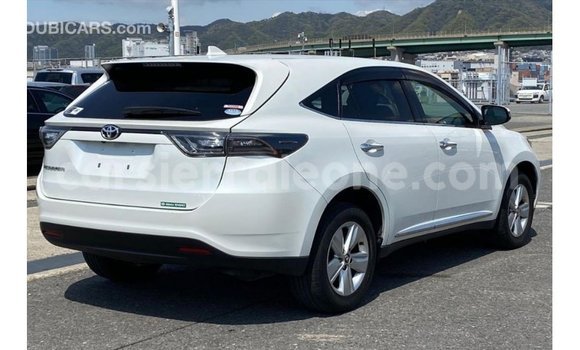 Buy Import Toyota Harrier White Car in Import - Dubai in Kailahun Buy Import Toyota Harrier White Car in Import - Dubai in Kailahun