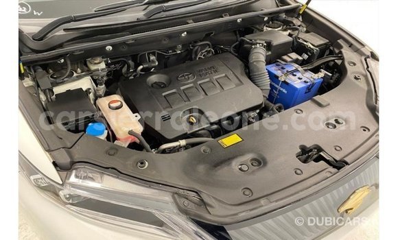 Buy Import Toyota Harrier White Car in Import - Dubai in Kailahun Buy Import Toyota Harrier White Car in Import - Dubai in Kailahun