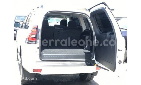 Buy Import Toyota Prado White Car in Import - Dubai in Kailahun Buy Import Toyota Prado White Car in Import - Dubai in Kailahun