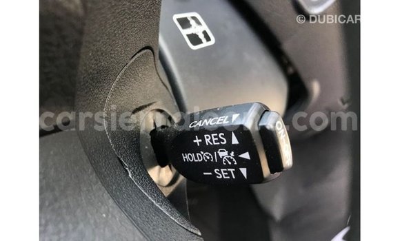 Buy Import Toyota Prado White Car in Import - Dubai in Kailahun Buy Import Toyota Prado White Car in Import - Dubai in Kailahun