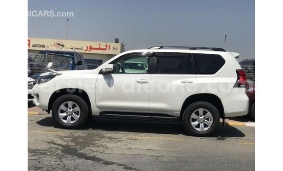 Buy Import Toyota Prado White Car in Import - Dubai in Kailahun Buy Import Toyota Prado White Car in Import - Dubai in Kailahun