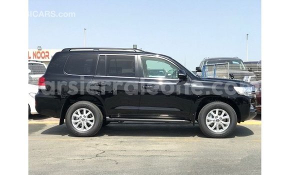 Buy Import Toyota Land Cruiser Black Car in Import - Dubai in Kailahun Buy Import Toyota Land Cruiser Black Car in Import - Dubai in Kailahun