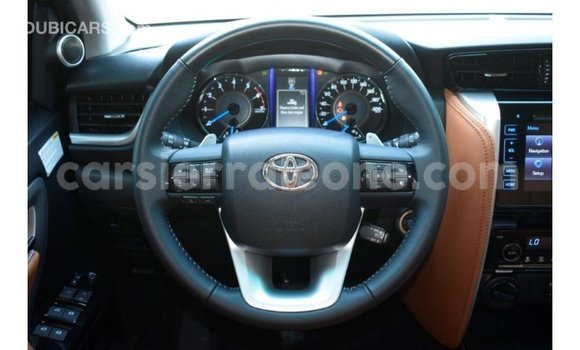 Buy Import Toyota Fortuner Black Car in Import - Dubai in Kailahun Buy Import Toyota Fortuner Black Car in Import - Dubai in Kailahun
