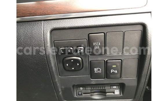 Buy Import Toyota Land Cruiser Black Car in Import - Dubai in Kailahun Buy Import Toyota Land Cruiser Black Car in Import - Dubai in Kailahun