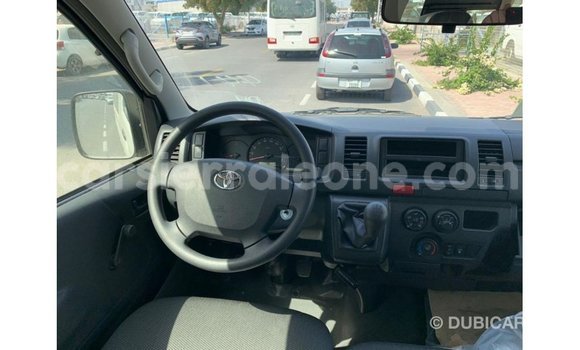 Buy Import Toyota Hiace White Car in Import - Dubai in Kailahun Buy Import Toyota Hiace White Car in Import - Dubai in Kailahun