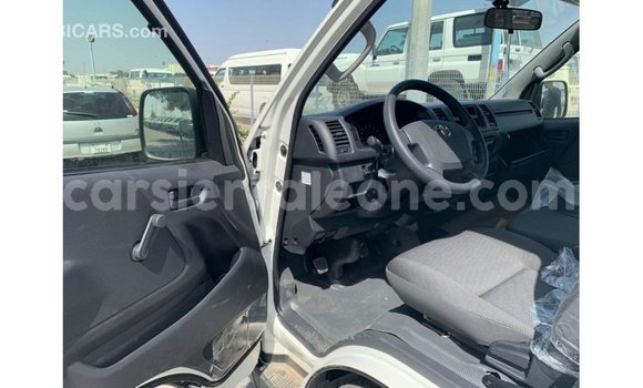 Buy Import Toyota Hiace White Car in Import - Dubai in Kailahun Buy Import Toyota Hiace White Car in Import - Dubai in Kailahun