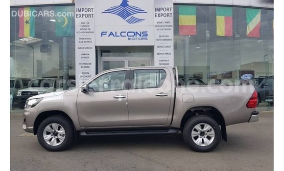 Buy Import Toyota Hilux Brown Car in Import - Dubai in Kailahun Buy Import Toyota Hilux Brown Car in Import - Dubai in Kailahun