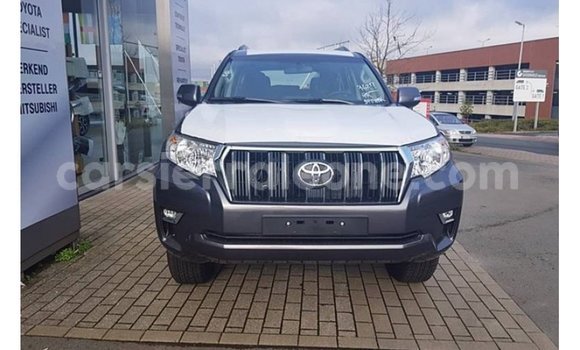 Buy Import Toyota Prado Black Car in Import - Dubai in Kailahun Buy Import Toyota Prado Black Car in Import - Dubai in Kailahun