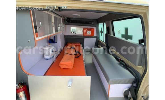 Buy Import Toyota Land Cruiser Beige Car in Import - Dubai in Kailahun Buy Import Toyota Land Cruiser Beige Car in Import - Dubai in Kailahun