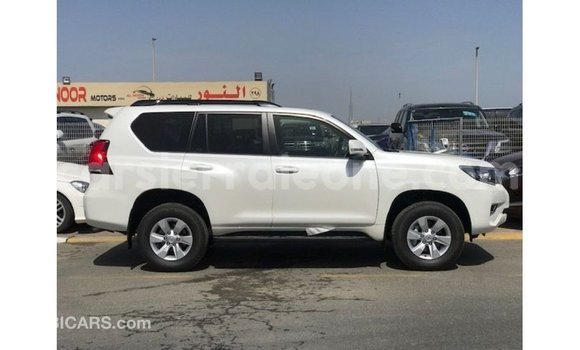 Buy Import Toyota Prado White Car in Import - Dubai in Kailahun Buy Import Toyota Prado White Car in Import - Dubai in Kailahun