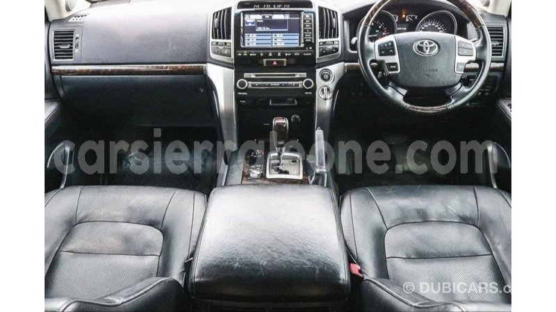 Big with watermark toyota land cruiser kailahun import dubai 6514