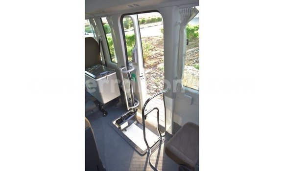 Buy Import Toyota Coaster White Car in Import - Dubai in Kailahun Buy Import Toyota Coaster White Car in Import - Dubai in Kailahun
