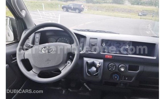 Buy Import Toyota Hiace White Car in Import - Dubai in Kailahun Buy Import Toyota Hiace White Car in Import - Dubai in Kailahun