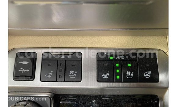 Buy Import Toyota Land Cruiser White Car in Import - Dubai in Kailahun Buy Import Toyota Land Cruiser White Car in Import - Dubai in Kailahun