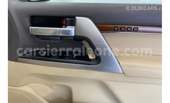 Buy Import Toyota Land Cruiser White Car in Import - Dubai in Kailahun Buy Import Toyota Land Cruiser White Car in Import - Dubai in Kailahun