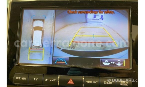 Buy Import Toyota Land Cruiser White Car in Import - Dubai in Kailahun Buy Import Toyota Land Cruiser White Car in Import - Dubai in Kailahun