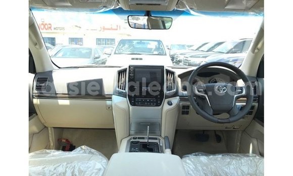 Buy Import Toyota Land Cruiser Blue Car in Import - Dubai in Kailahun Buy Import Toyota Land Cruiser Blue Car in Import - Dubai in Kailahun