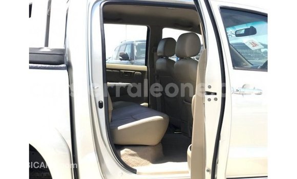Buy Import Toyota Hilux Other Car in Import - Dubai in Kailahun Buy Import Toyota Hilux Other Car in Import - Dubai in Kailahun