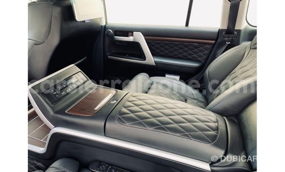 Buy Import Toyota Land Cruiser Black Car in Import - Dubai in Kailahun Buy Import Toyota Land Cruiser Black Car in Import - Dubai in Kailahun
