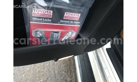 Buy Import Toyota 4Runner White Car in Import - Dubai in Kailahun Buy Import Toyota 4Runner White Car in Import - Dubai in Kailahun