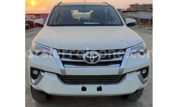 Buy Import Toyota Fortuner White Car in Import - Dubai in Kailahun Buy Import Toyota Fortuner White Car in Import - Dubai in Kailahun