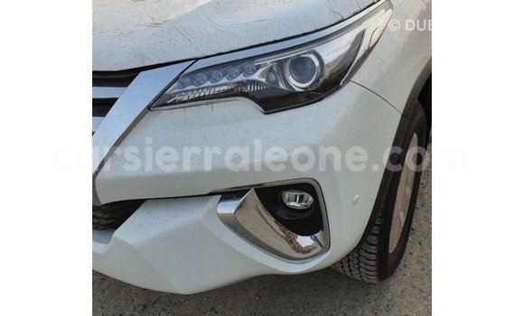 Buy Import Toyota Fortuner White Car in Import - Dubai in Kailahun Buy Import Toyota Fortuner White Car in Import - Dubai in Kailahun