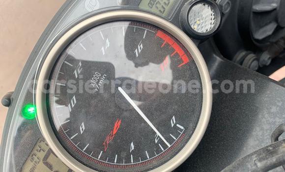 Buy Used Yamaha YZF Blue Bike in Freetown in Western Urban Buy Used Yamaha YZF Blue Bike in Freetown in Western Urban