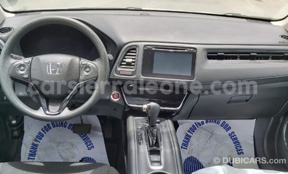 Buy Import Honda C White Bike in Import - Dubai in Kailahun Buy Import Honda C White Bike in Import - Dubai in Kailahun