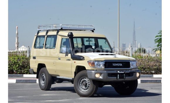 Buy Import Toyota Land Cruiser Beige Car in Import - Dubai in Kailahun Buy Import Toyota Land Cruiser Beige Car in Import - Dubai in Kailahun