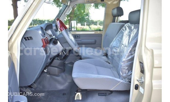 Buy Import Toyota Land Cruiser Beige Car in Import - Dubai in Kailahun Buy Import Toyota Land Cruiser Beige Car in Import - Dubai in Kailahun